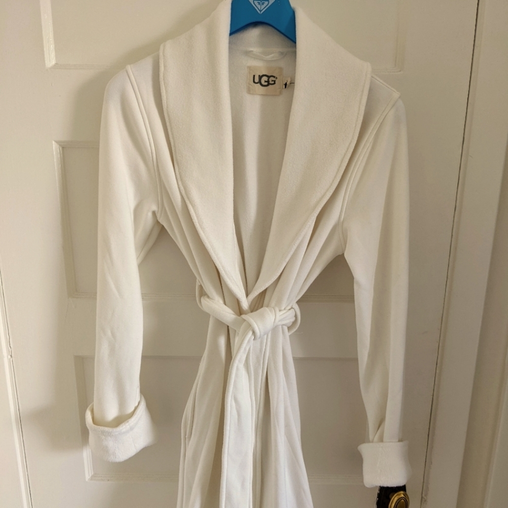 NWOT - UGG Spa Robe (Sz Small)